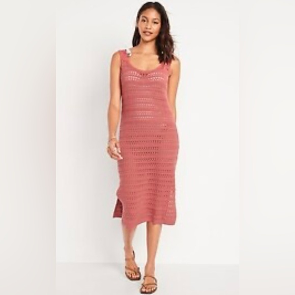 Old Navy Dresses & Skirts - NWT Women’s Old Navy Sleeveless Crochet Cover-Up Midi Boho Dress Pink S